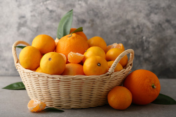 Wicker Full basket of citruses