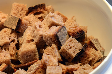 Brotwürfel