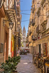 Foto op Plexiglas Palermo Palermo, Italië. Uitzicht op een van de meest pittoreske straatjes van de oude stad