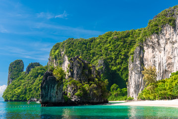 Plakat green rocky island of Hong, Thailand is a popular tourist destination