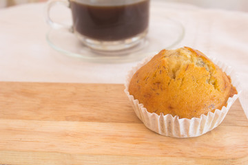 banana cake.