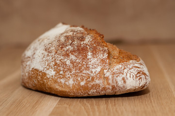 french black bread with seeds