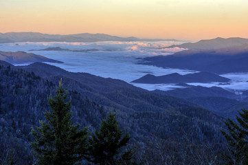 Fototapeta premium Wschód słońca na Blue Ridge Parkway