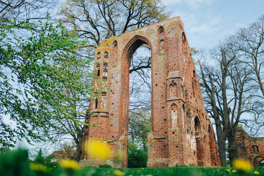 Kloster in Eldena