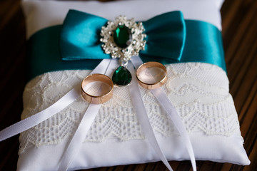 wedding rings