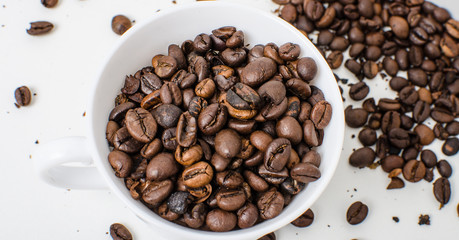 Roasted coffee beans