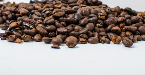 Roasted coffee beans