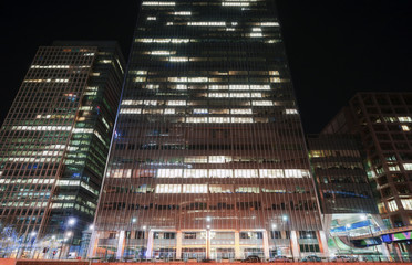 London's Canary Wharf illuminated at night