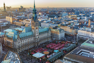 Obraz premium christmas time in Hamburg with christmas market