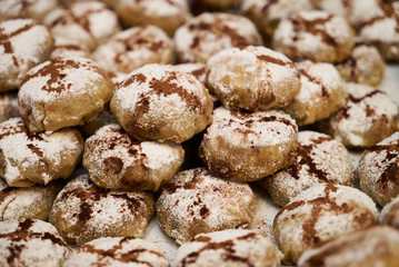 Profiteroles dessert cakes