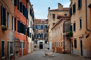 Venice courtyard well