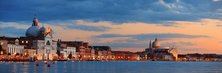 Fototapeta na wymiar Venice skyline panorama at night