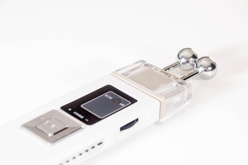 Handhold Galvanic Skin Roller