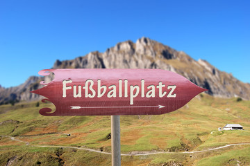 Schild 250 - Fussballplatz
