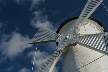 sky whight wind sea  blue 