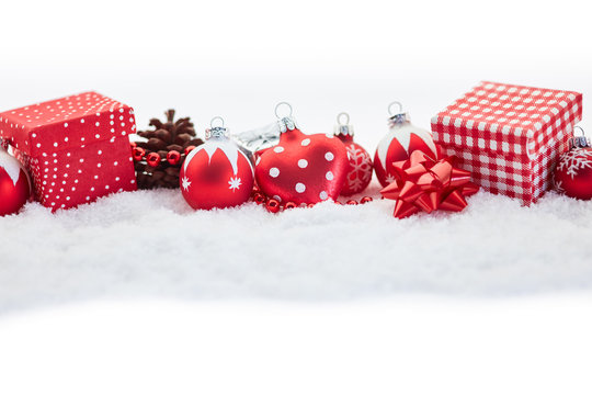 Weihnachtsgeschenke und Dekoration zu Weihnachten