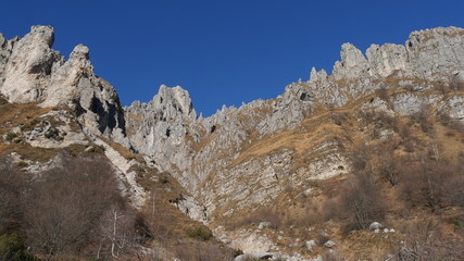 Fototapeta na wymiar Grignetta montagna di roccia nelle alpi Italiane