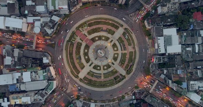 4k timelapse, fly up from Wong Wain Yai, Huge roundabout, Bangkok, Thailand