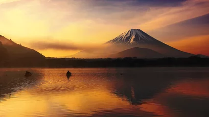 Gardinen Shoji lake with Mt. Fuji at sunrise © Blanscape