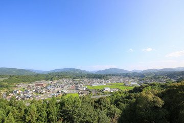 Fototapeta na wymiar 愛媛県内子町　竜王の砦から見た内子方面