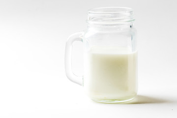 Obraz na płótnie Canvas Glass of milk isolated on white