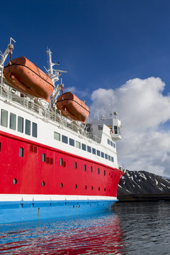 Expedition with a ship in the Arctic of Svalbard, Norway