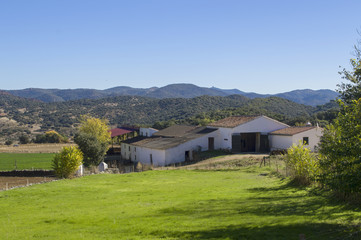 Fototapeta na wymiar Cortijo /Farmhouse. Cazalla de la Sierra. Sierra Norte de Sevilla