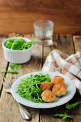 Turkey meatballs with arugula