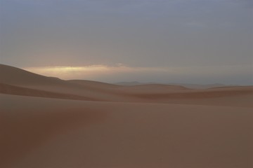 Fototapeta na wymiar sunrise in the Liwa desert, UAE travel