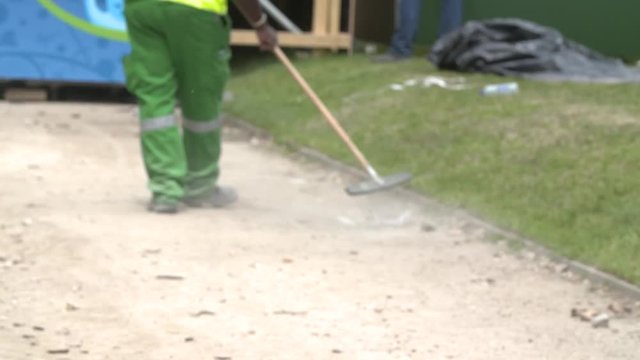 service nettoyage balaie slowmotion