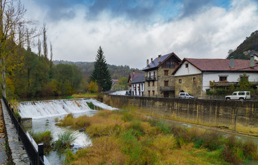 Fototapeta na wymiar Navarre villages in autumnal season
