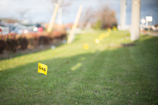 Utility Gas Line Flag