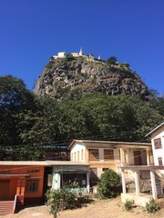 Monast&egrave;re du mont Popa, Myanmar
