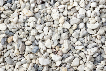 weisse Kiessteine