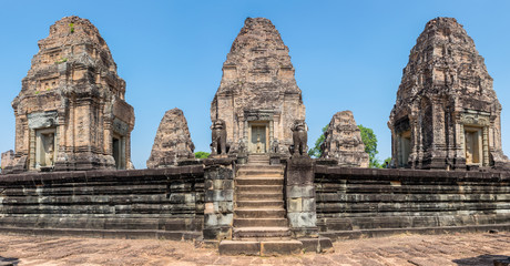 Naklejka premium Prae Reoup Temple, Siem Reap, Cambodia