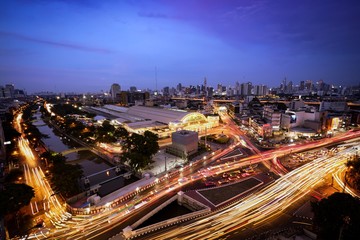 Fototapeta na wymiar Aerial view of Bangkok cityscape with bangkok railway station at night