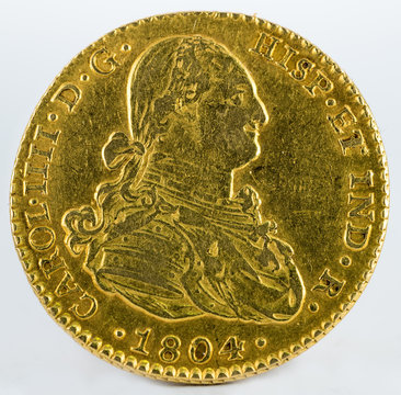 Ancient Spanish gold coin of King Carlos IV. With a value of 2 escudos and minted in Seville. 1804. Obverse.