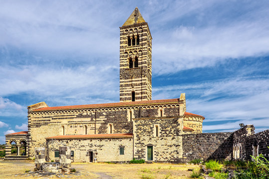 Basilica di Saccargia Abteikirche Sardinien  Comune di Codrongianos
