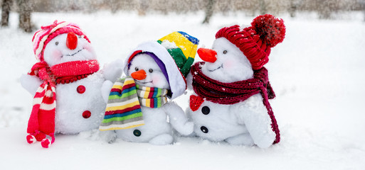 Happy snowman family