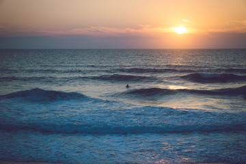 Fototapeta premium Lone Surfer
