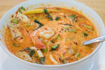 spicy prawn soup, shrimp tomyam, favourit food of thailand