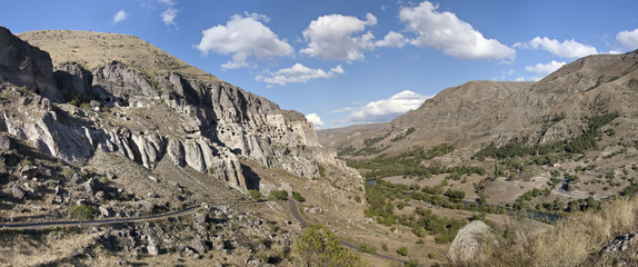 Vardzia cave city in Georgia © Iurii