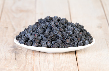 Dried black aronia berries
