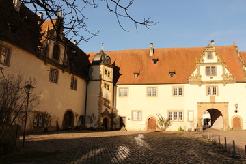 Innenhof von Kloster Schöntal im Jagsttal © Pixel62