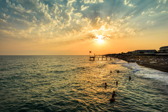 Sonnenuntergang im Sommerurlaub in der T&uuml;rkei