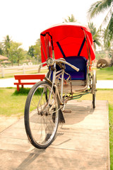 Fototapeta na wymiar Traditional Thailand rickshaw or tricycle