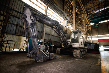 Mechanical arm shovel