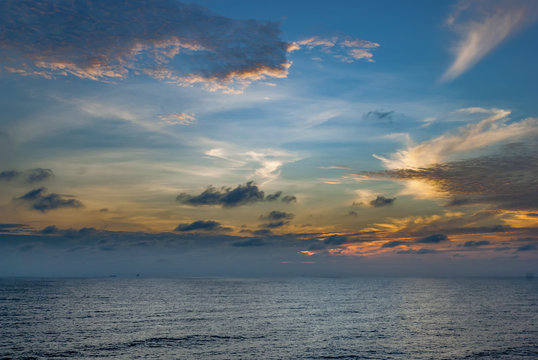 Beauty sunset in ocean