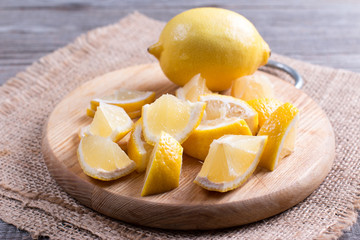 Lemon slices on a cutting board