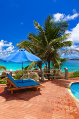 Naklejka na ściany i meble Pool at tropical beach - Seychelles